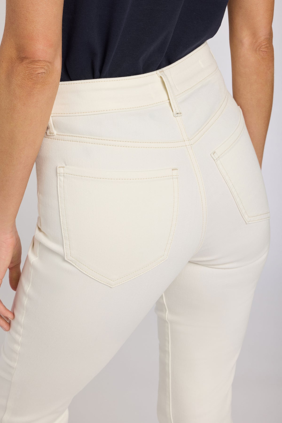 Billie Mini Bootcut Ankle Jeans In Cool Embrace® Denim With High Rise | Vintage White | Denim | NYDJ