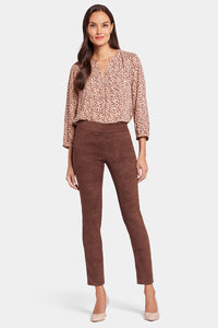 Basic Legging Dark Brown Faux Suede | Dark Chocolate | Non Denim | NYDJ
