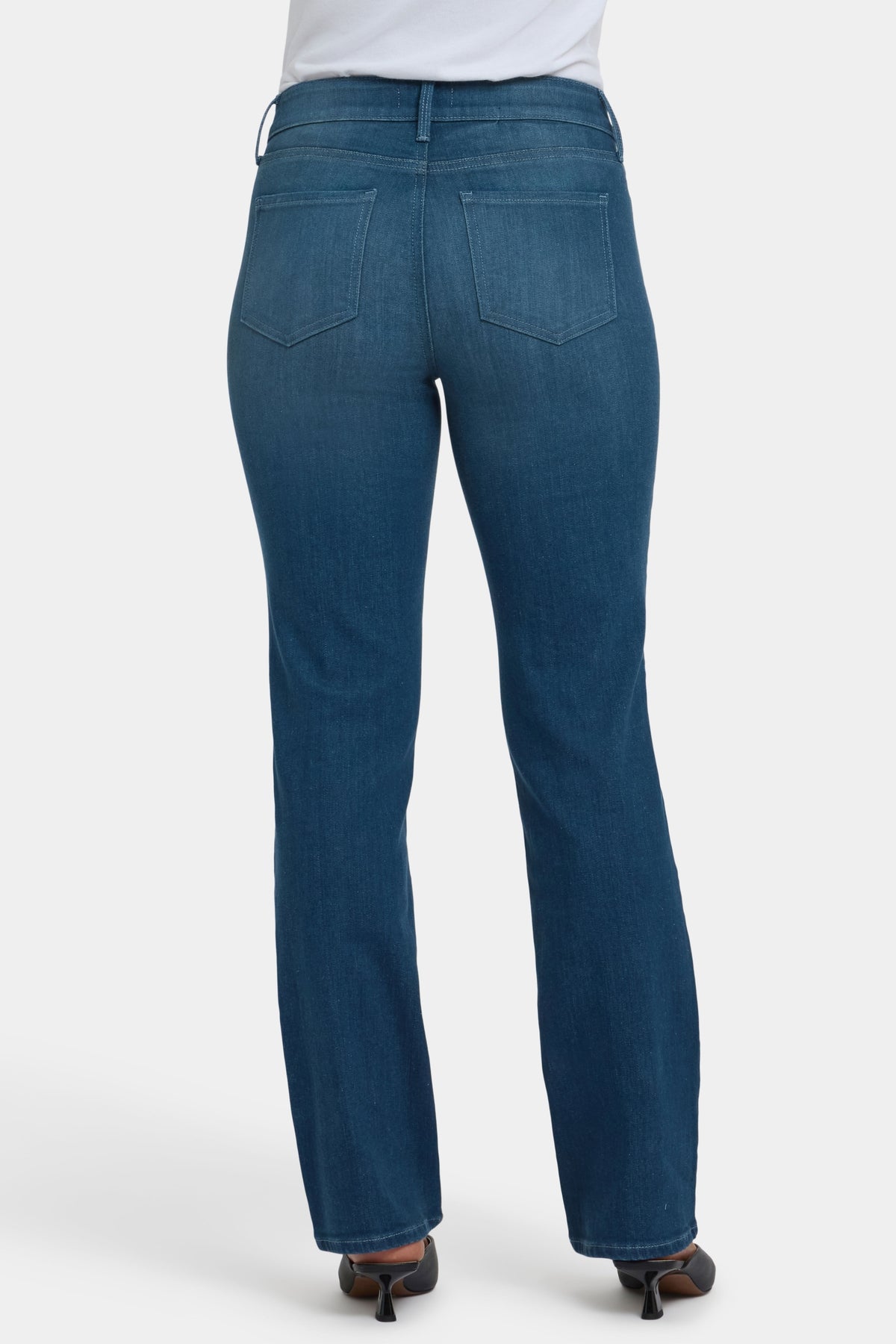 Marilyn Straight Jeans in Tall | Hugo Rain | Denim | NYDJ