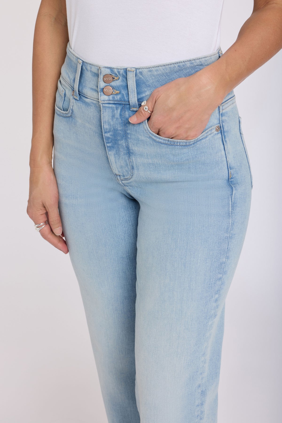 Bailey Relaxed Straight Crop Jeans In Re-New Denim With High Rise | Keys View | Denim | NYDJ